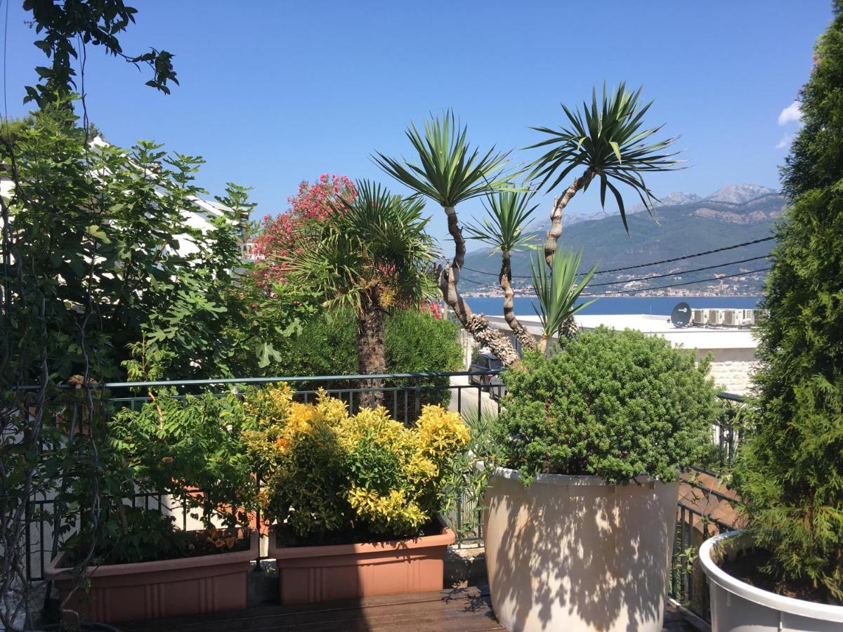 Apartment Tri Kiparisa Tivat Exteriér fotografie